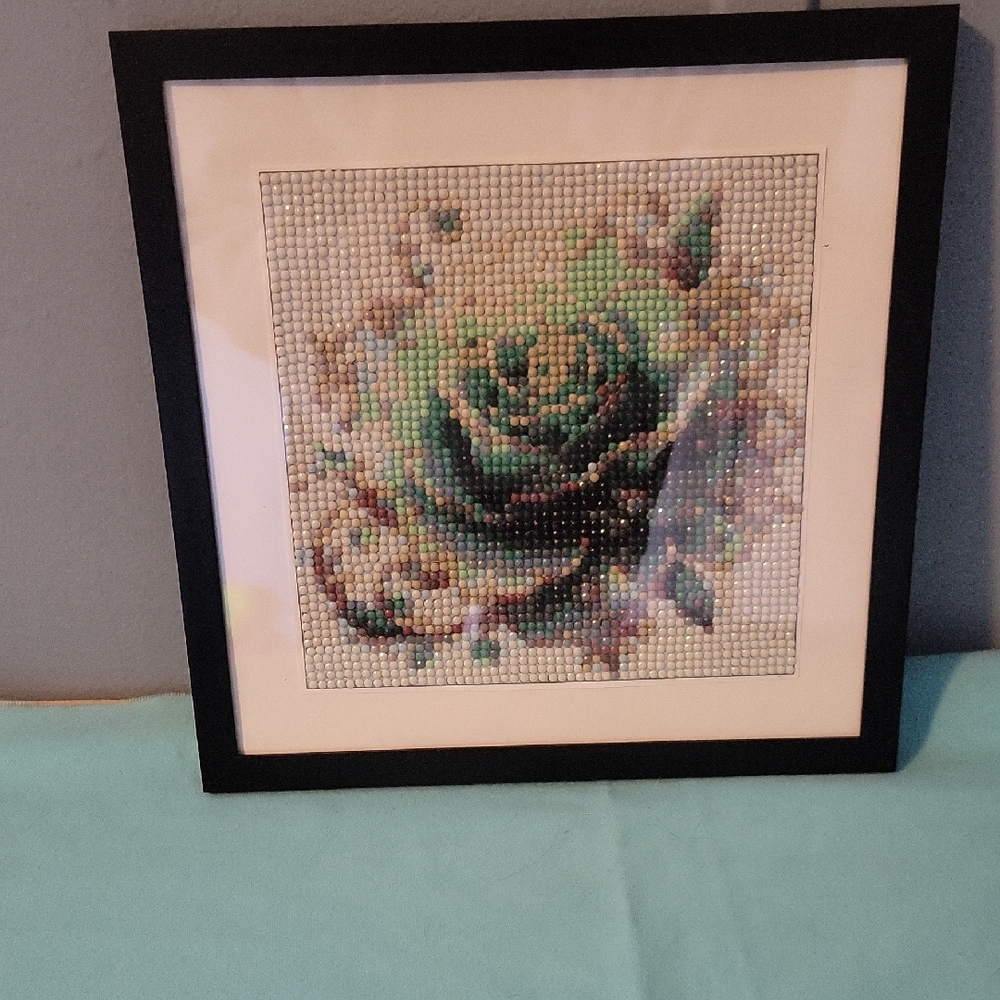 🆕️ Handmade Green and Gold Rose Diamond Art with black frame 8x8